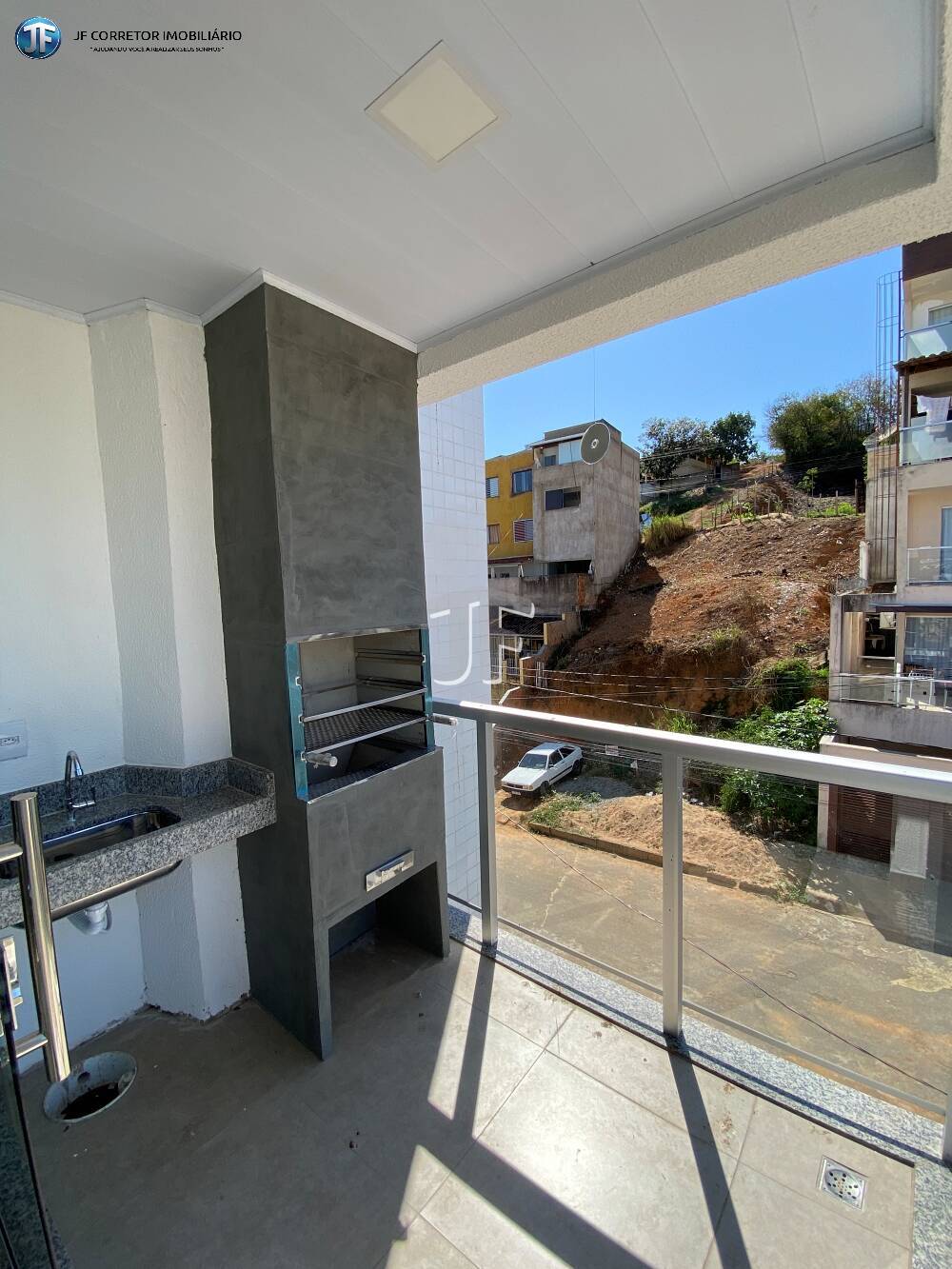 Apartamento à venda com 2 quartos, 85m² - Foto 2