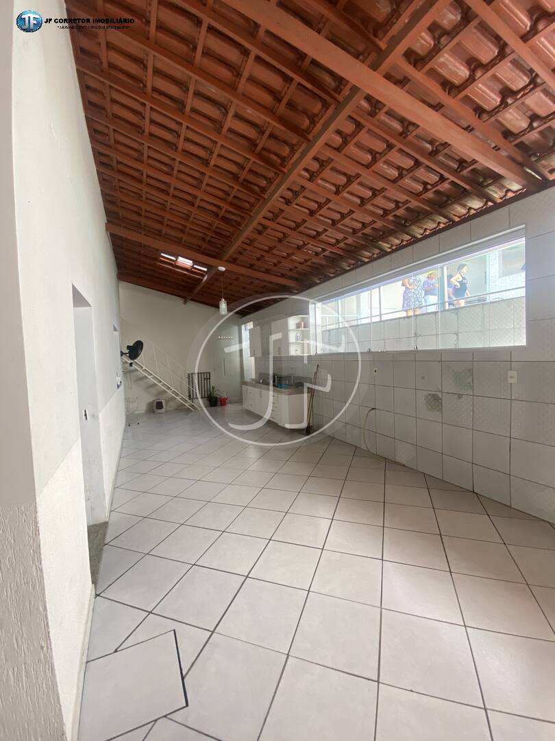 Casa à venda com 5 quartos, 360m² - Foto 10