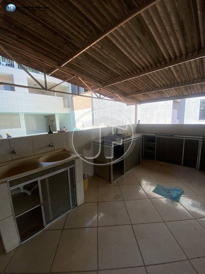 Casa à venda com 5 quartos, 360m² - Foto 12