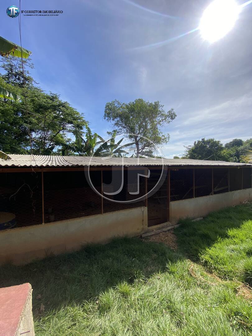 Fazenda à venda com 3 quartos, 3360m² - Foto 8