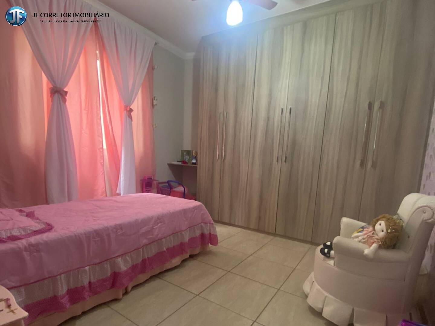 Casa à venda com 4 quartos, 193m² - Foto 7