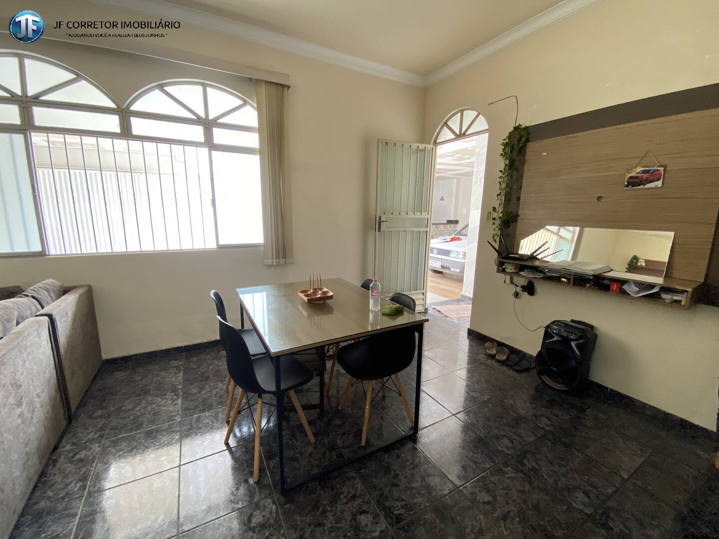 Casa à venda com 3 quartos, 200m² - Foto 6