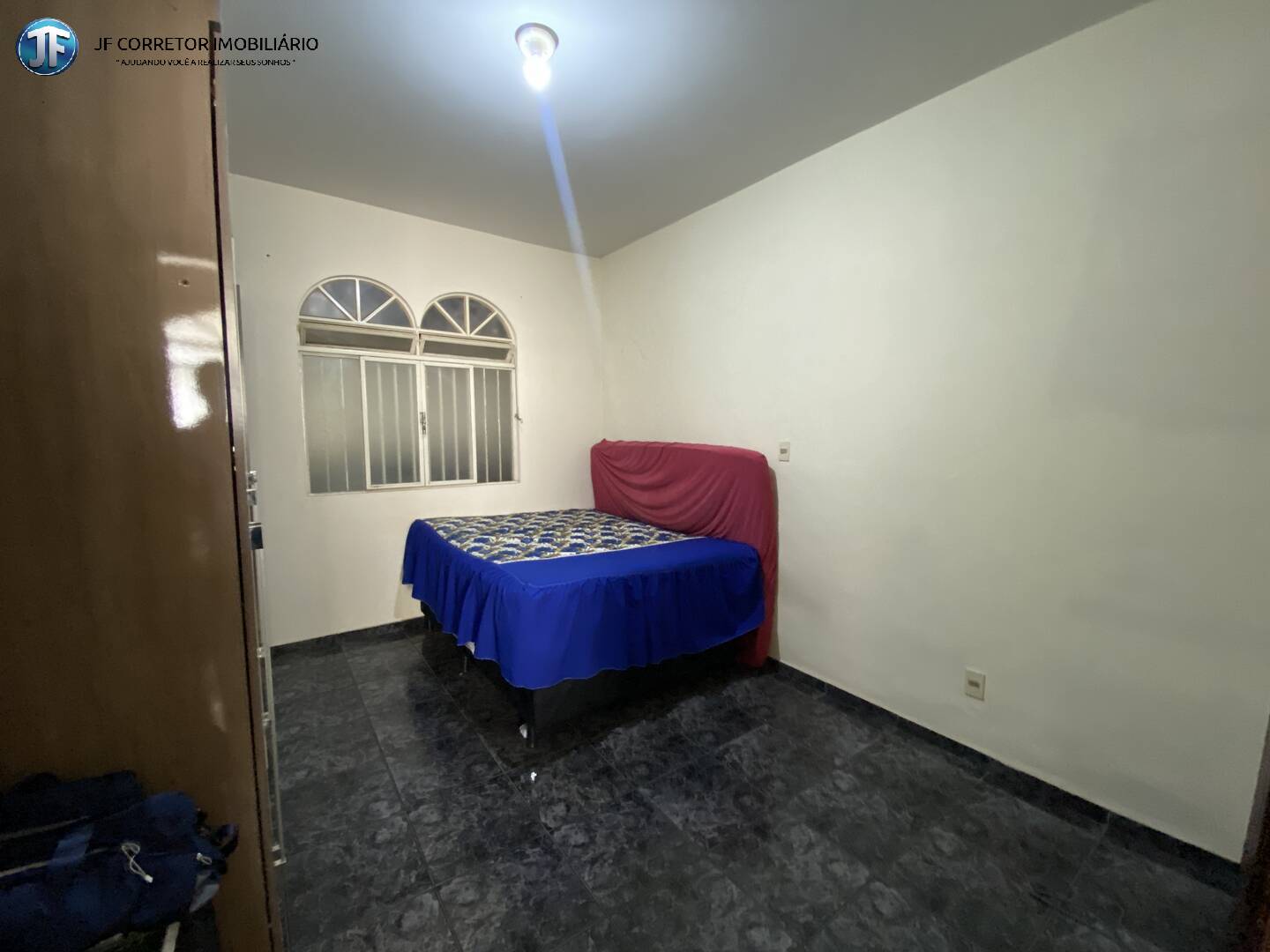 Casa à venda com 3 quartos, 200m² - Foto 7