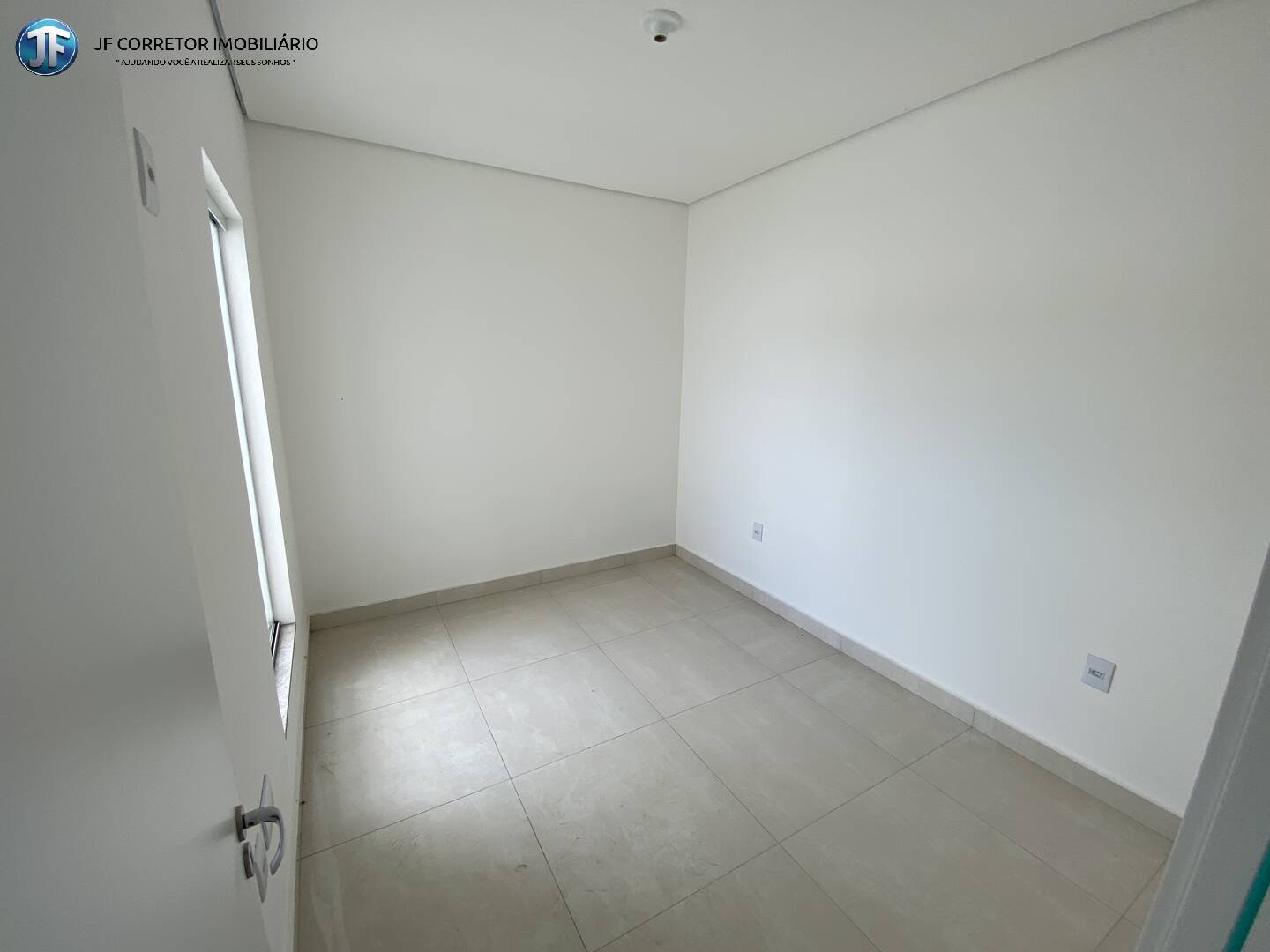 Casa à venda com 3 quartos, 125m² - Foto 9