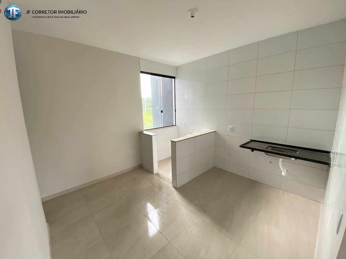 Apartamento à venda com 2 quartos, 70m² - Foto 4