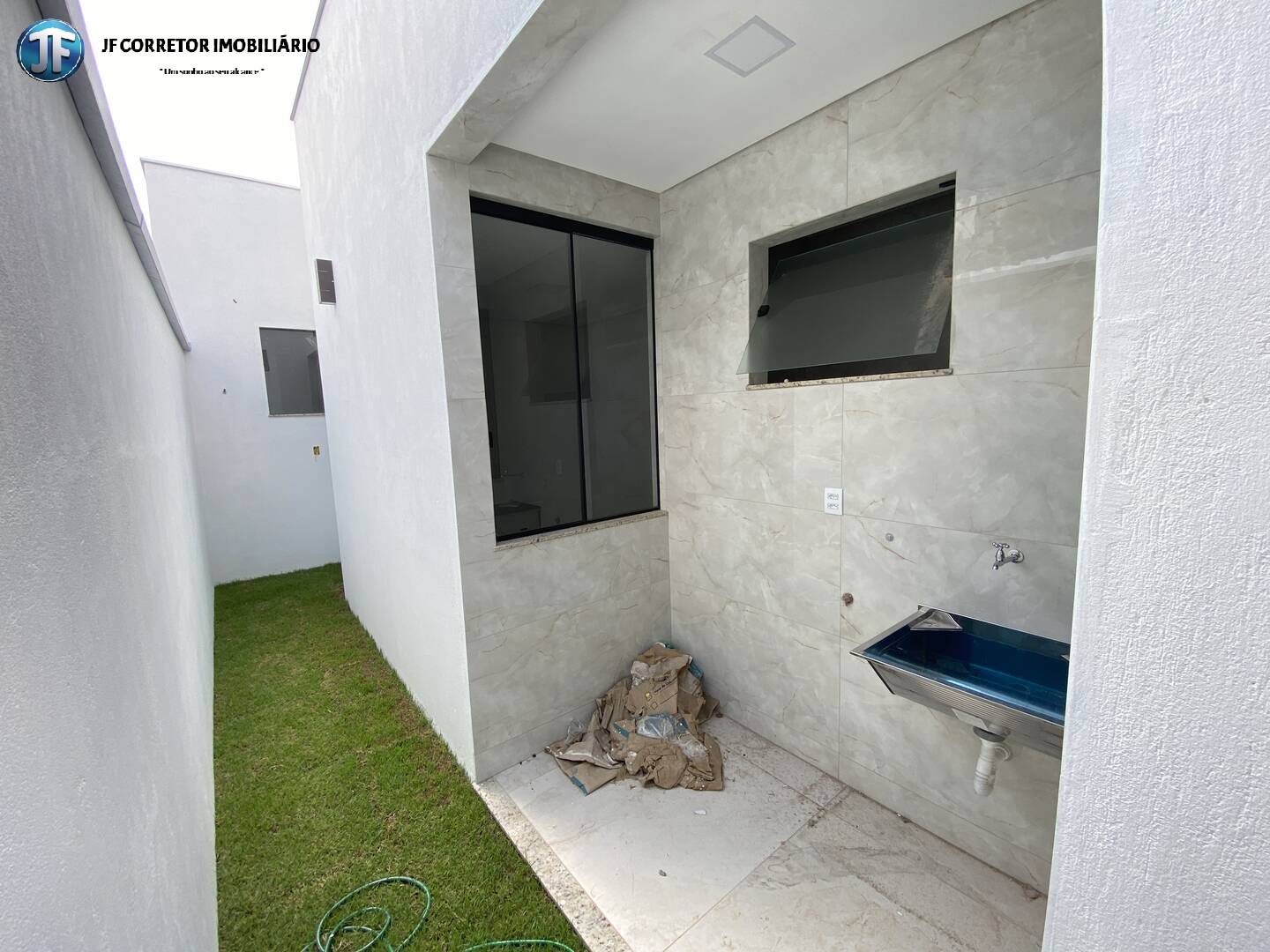 Casa à venda com 3 quartos, 90m² - Foto 6