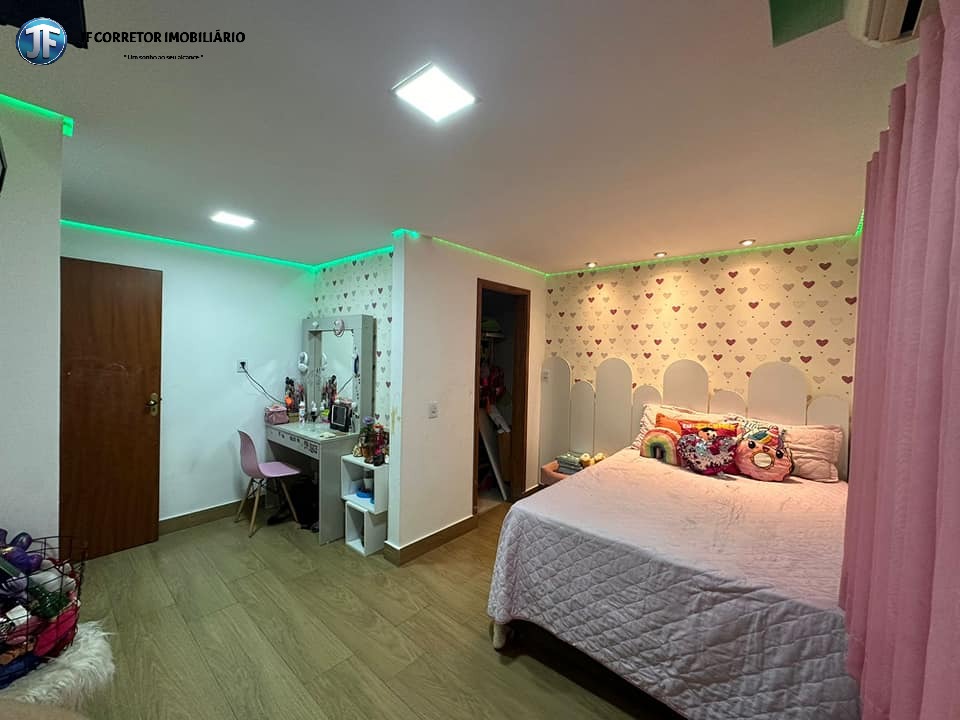 Casa à venda com 3 quartos, 250m² - Foto 12