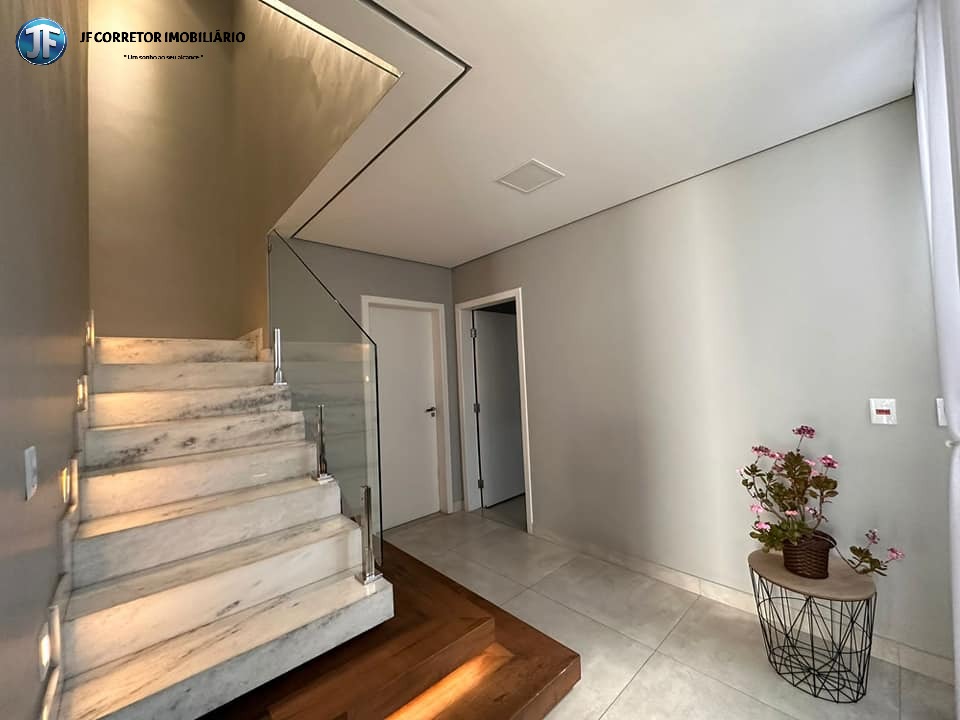 Casa à venda com 4 quartos, 280m² - Foto 8