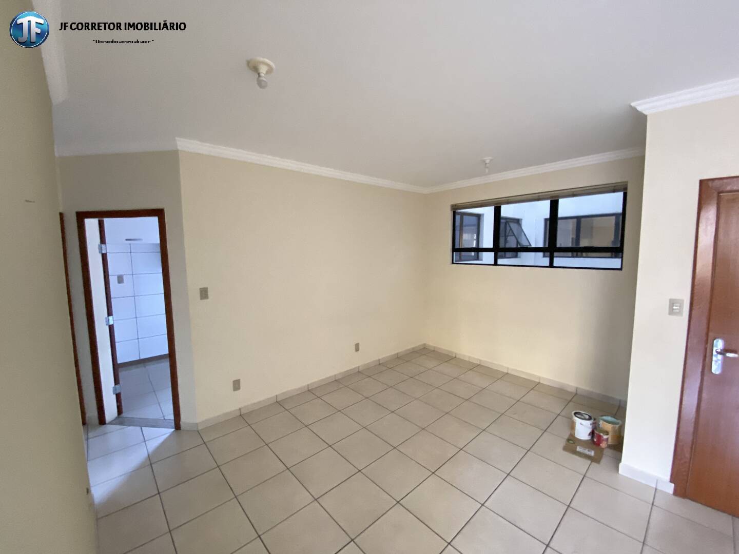 Apartamento à venda com 3 quartos, 110m² - Foto 3