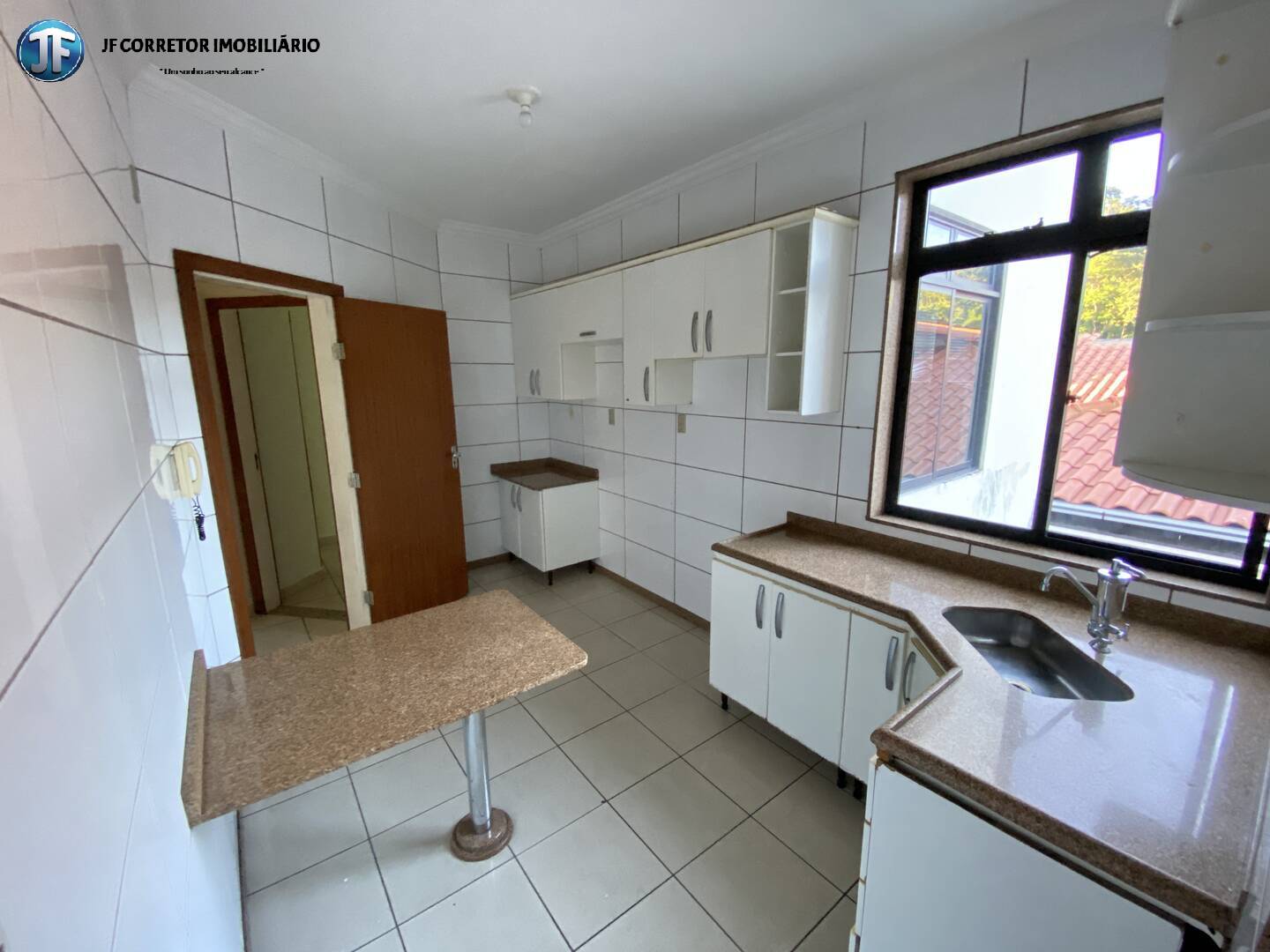 Apartamento à venda com 3 quartos, 110m² - Foto 5