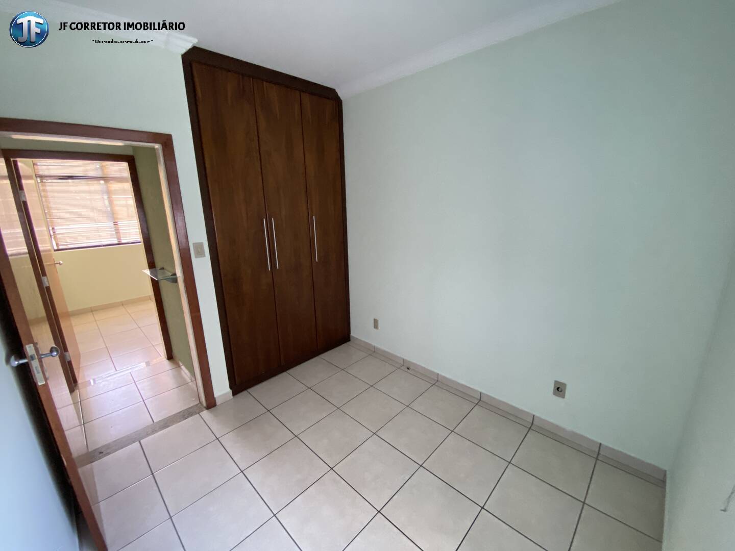 Apartamento à venda com 3 quartos, 110m² - Foto 8