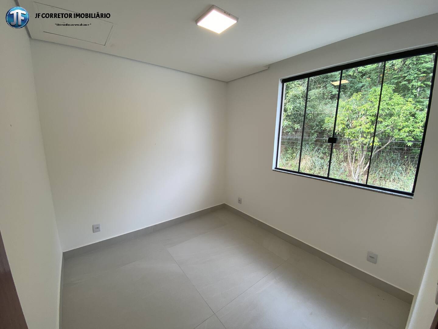 Casa à venda com 3 quartos, 126m² - Foto 8