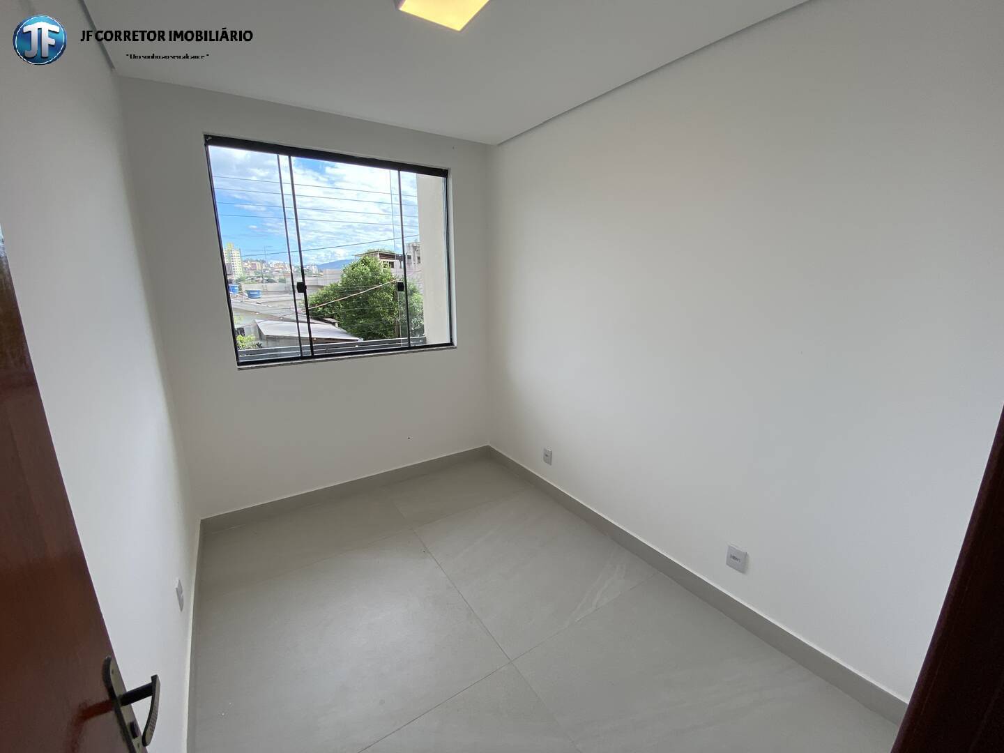 Casa à venda com 3 quartos, 126m² - Foto 9