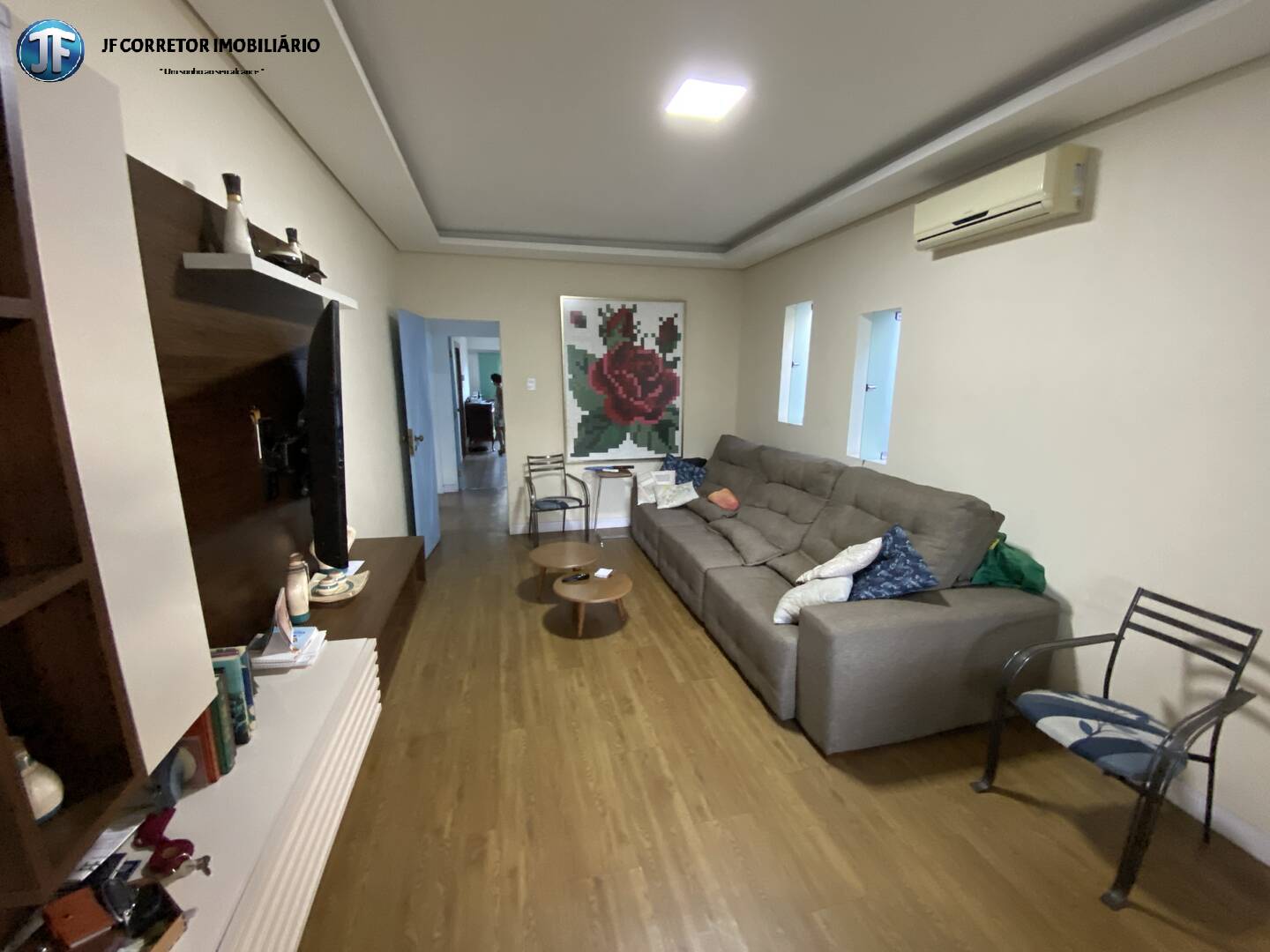 Casa à venda com 4 quartos, 302m² - Foto 11