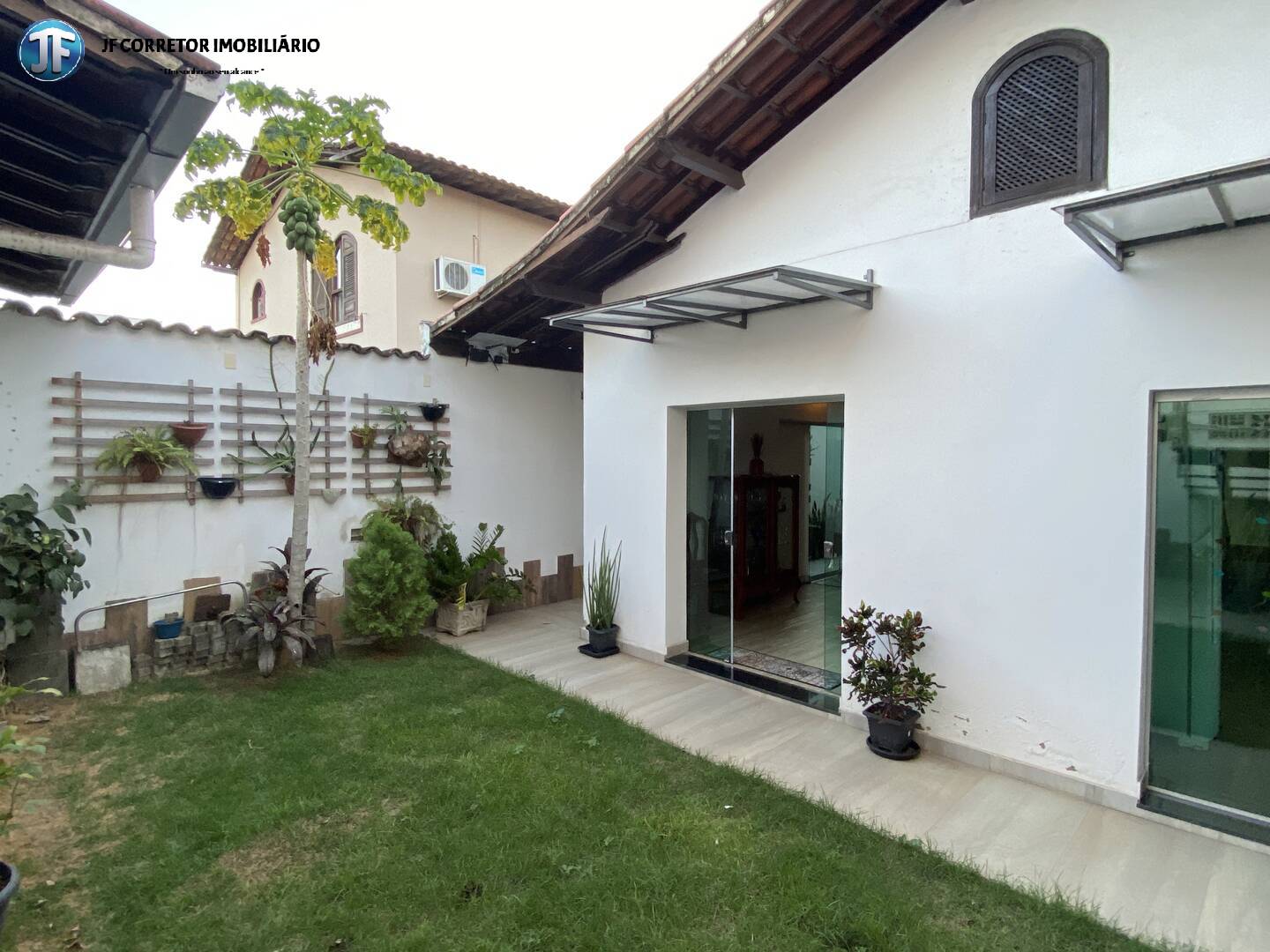 Casa à venda com 4 quartos, 302m² - Foto 19