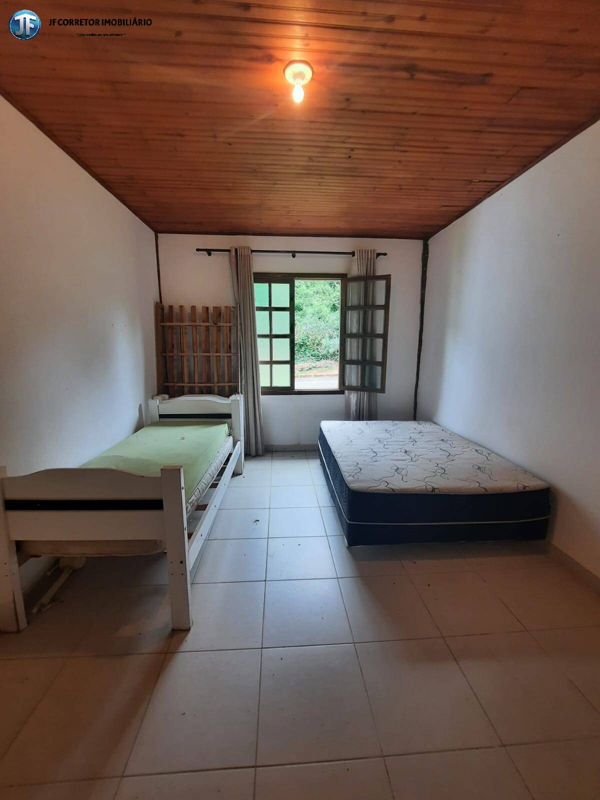 Fazenda à venda com 3 quartos, 1500m² - Foto 8