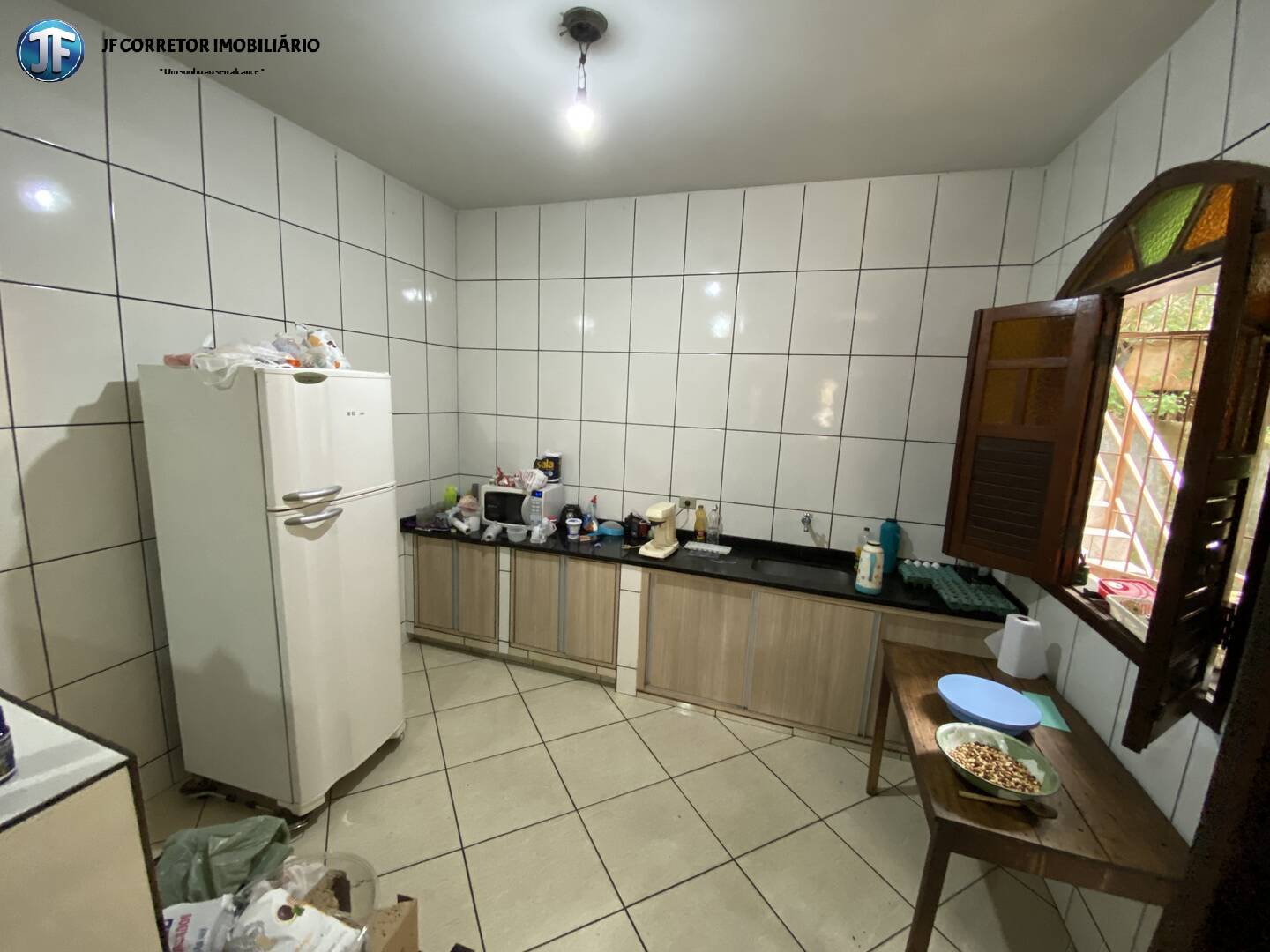 Casa à venda com 3 quartos, 197m² - Foto 4