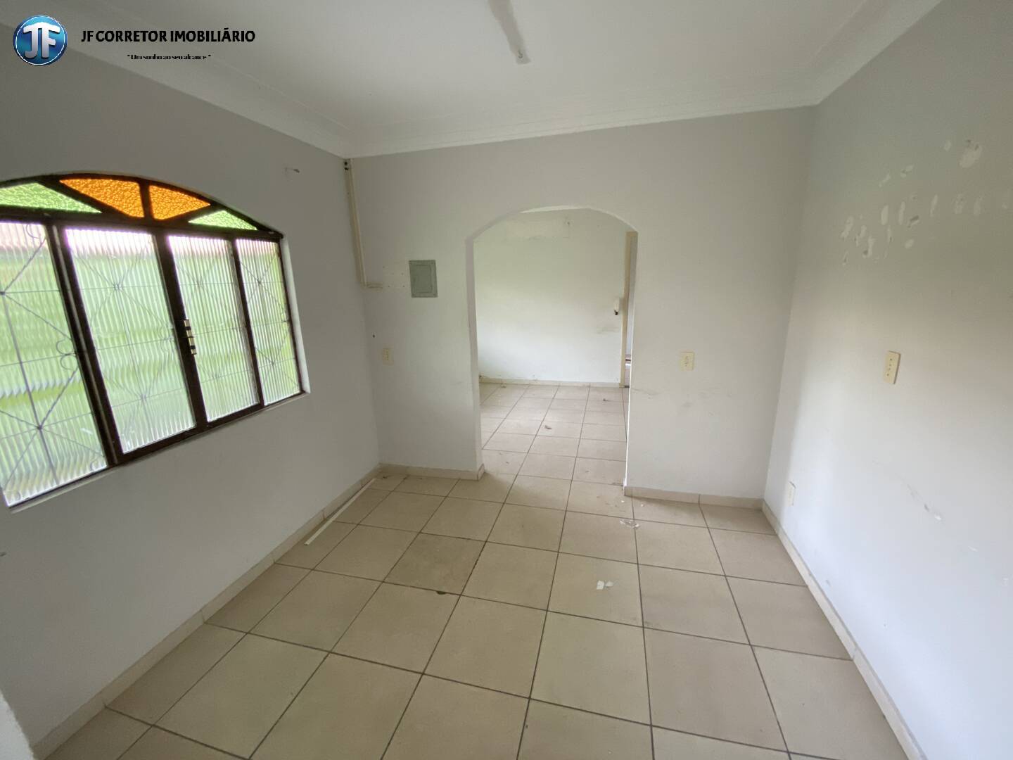 Casa à venda com 3 quartos, 160m² - Foto 2