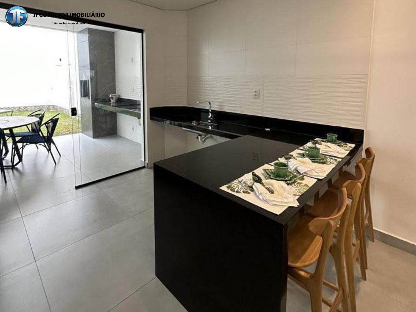 Casa à venda com 3 quartos, 143m² - Foto 14