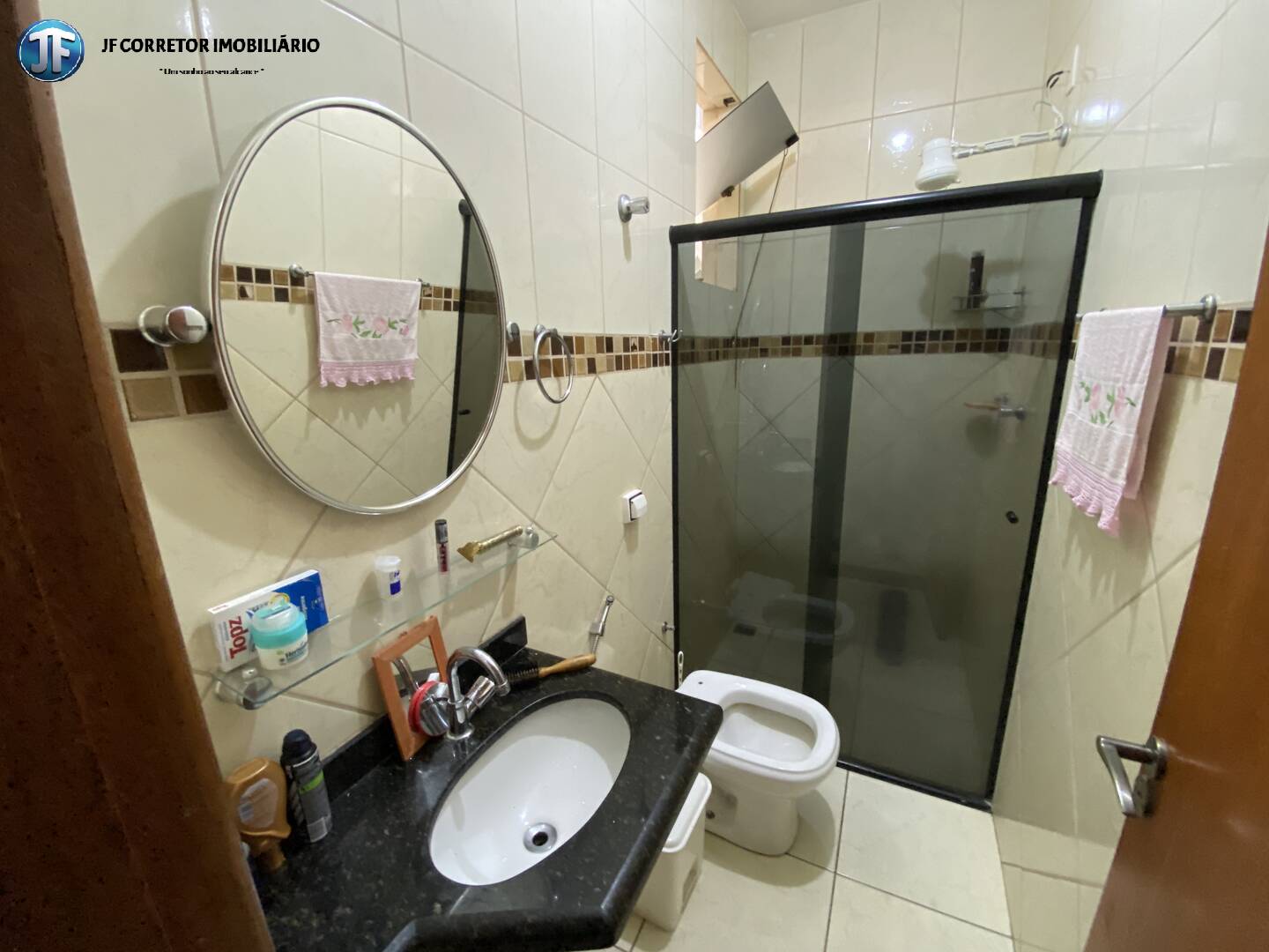 Apartamento à venda com 3 quartos, 107m² - Foto 2