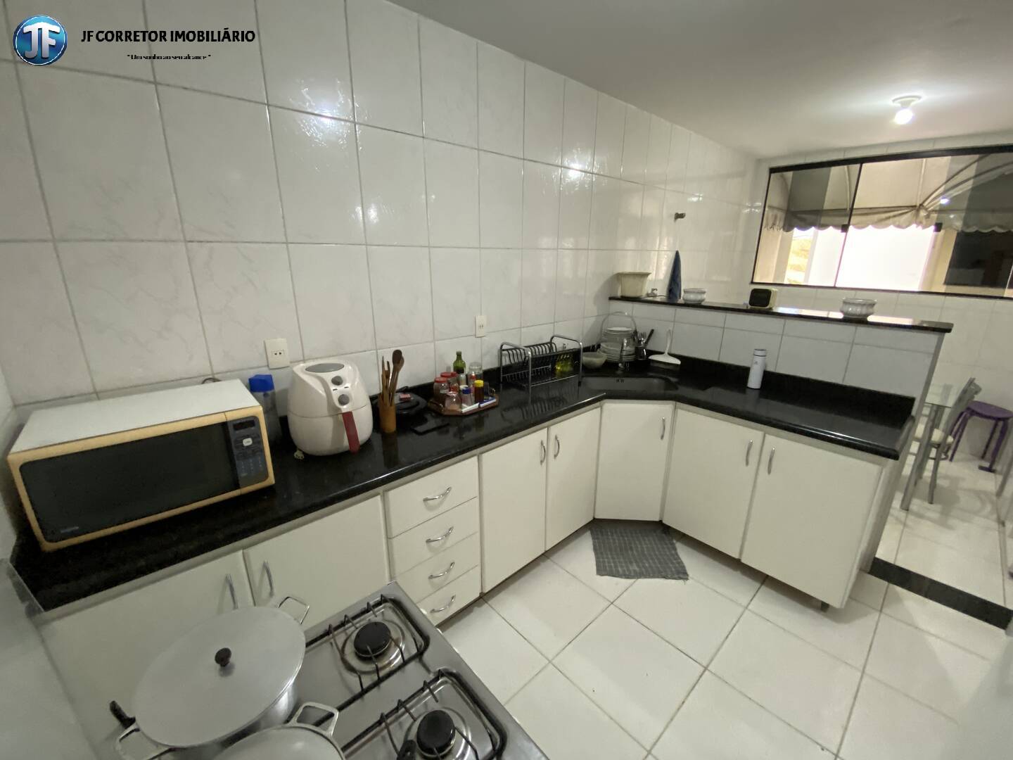 Apartamento à venda com 3 quartos, 107m² - Foto 6