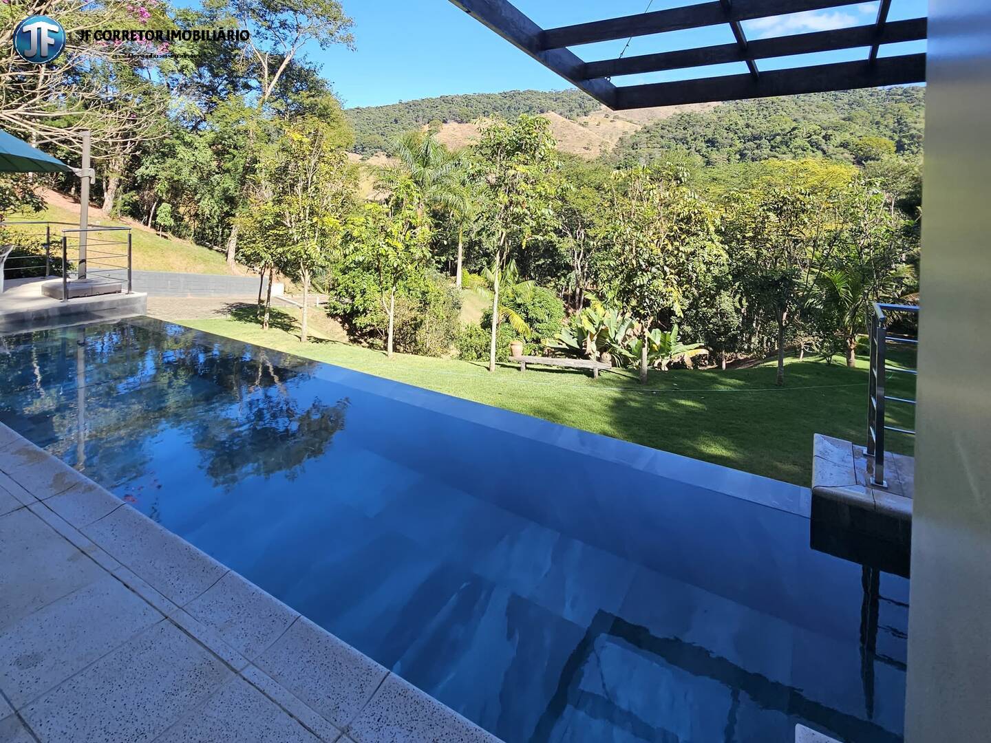 Fazenda à venda com 3 quartos, 240m² - Foto 17