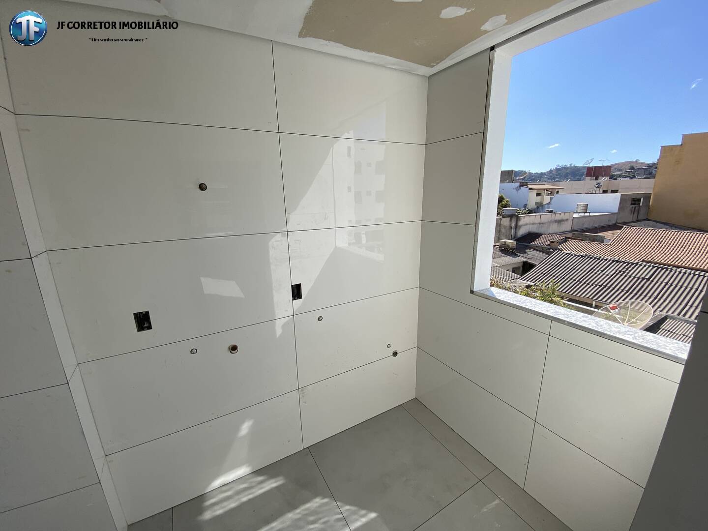 Apartamento à venda com 3 quartos, 105m² - Foto 4