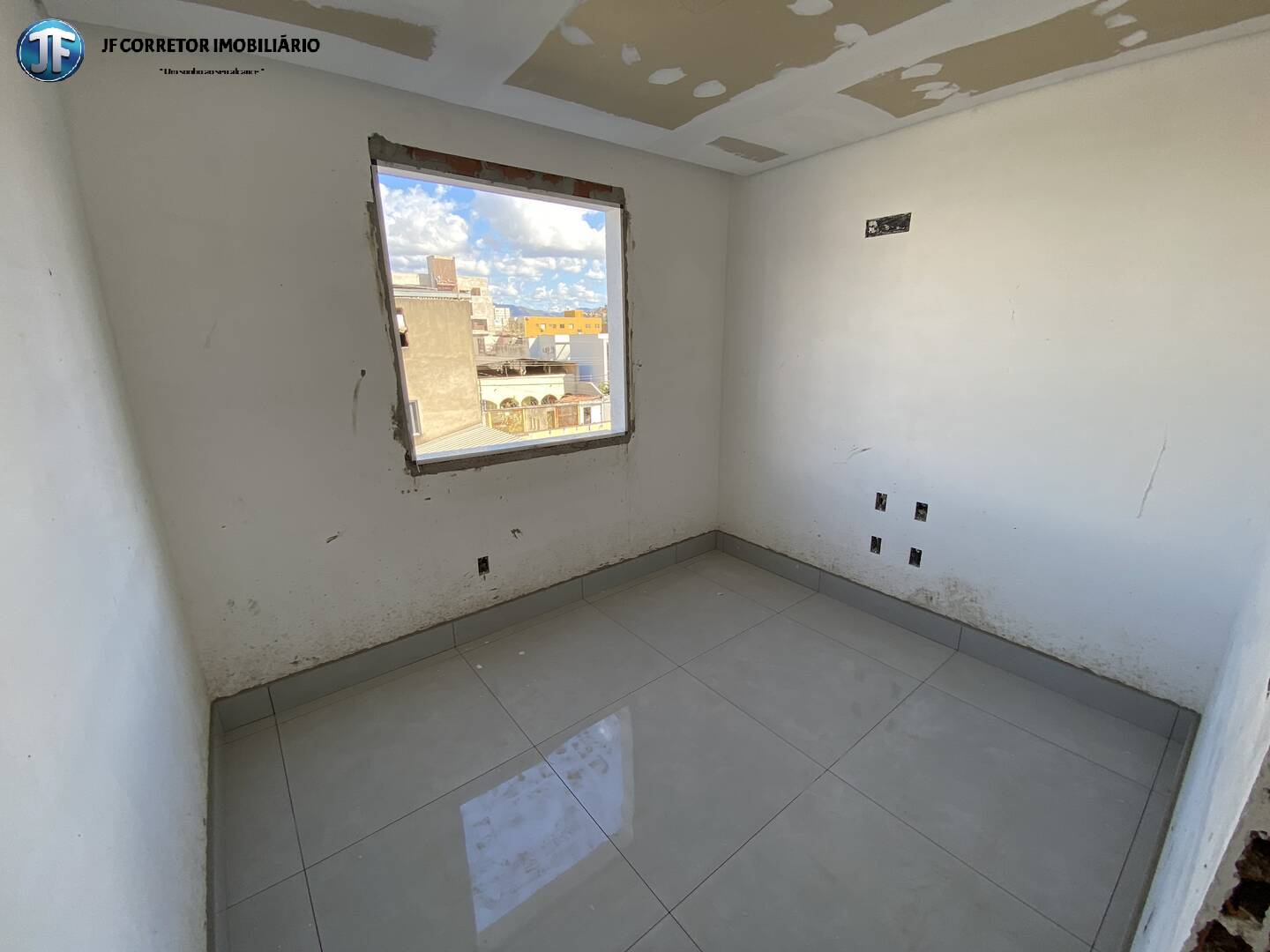 Apartamento à venda com 3 quartos, 105m² - Foto 8