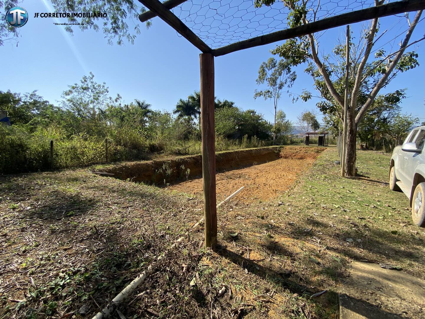 Fazenda à venda com 3 quartos, 1128m² - Foto 10