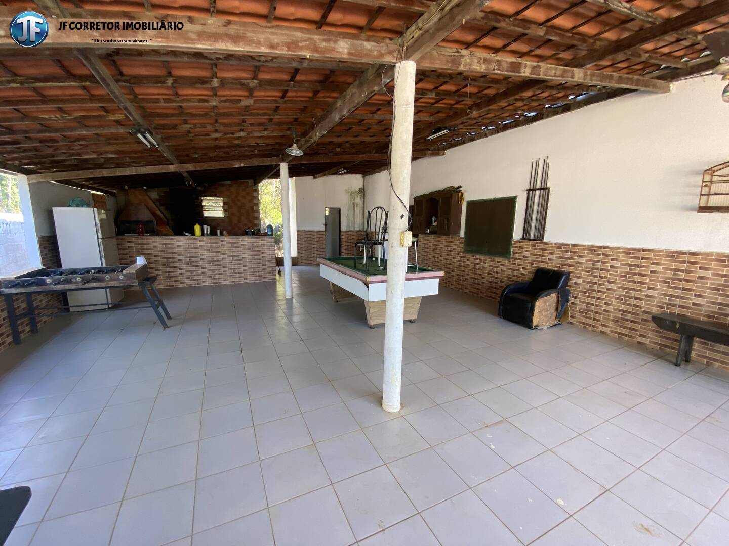 Fazenda à venda com 3 quartos, 1128m² - Foto 4