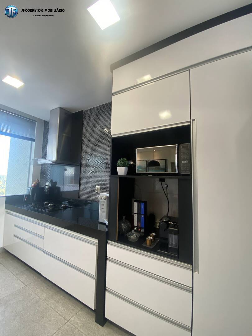 Apartamento à venda com 3 quartos, 123m² - Foto 4