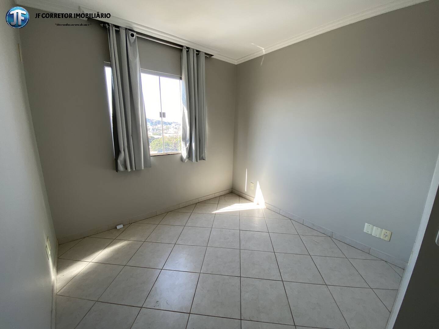 Apartamento à venda com 3 quartos, 107m² - Foto 10