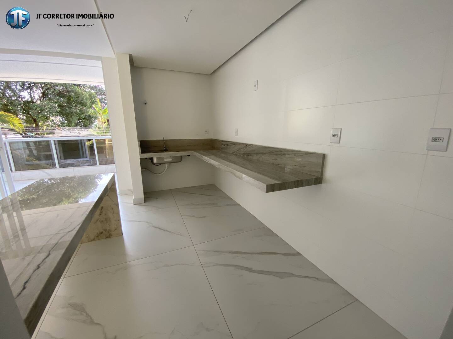 Apartamento à venda com 3 quartos, 141m² - Foto 15