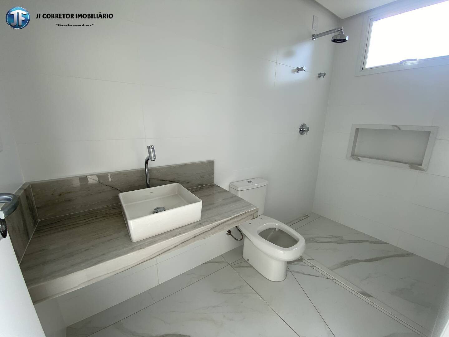 Apartamento à venda com 3 quartos, 141m² - Foto 19