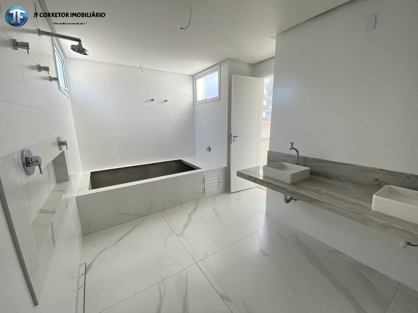 Apartamento à venda com 3 quartos, 141m² - Foto 21