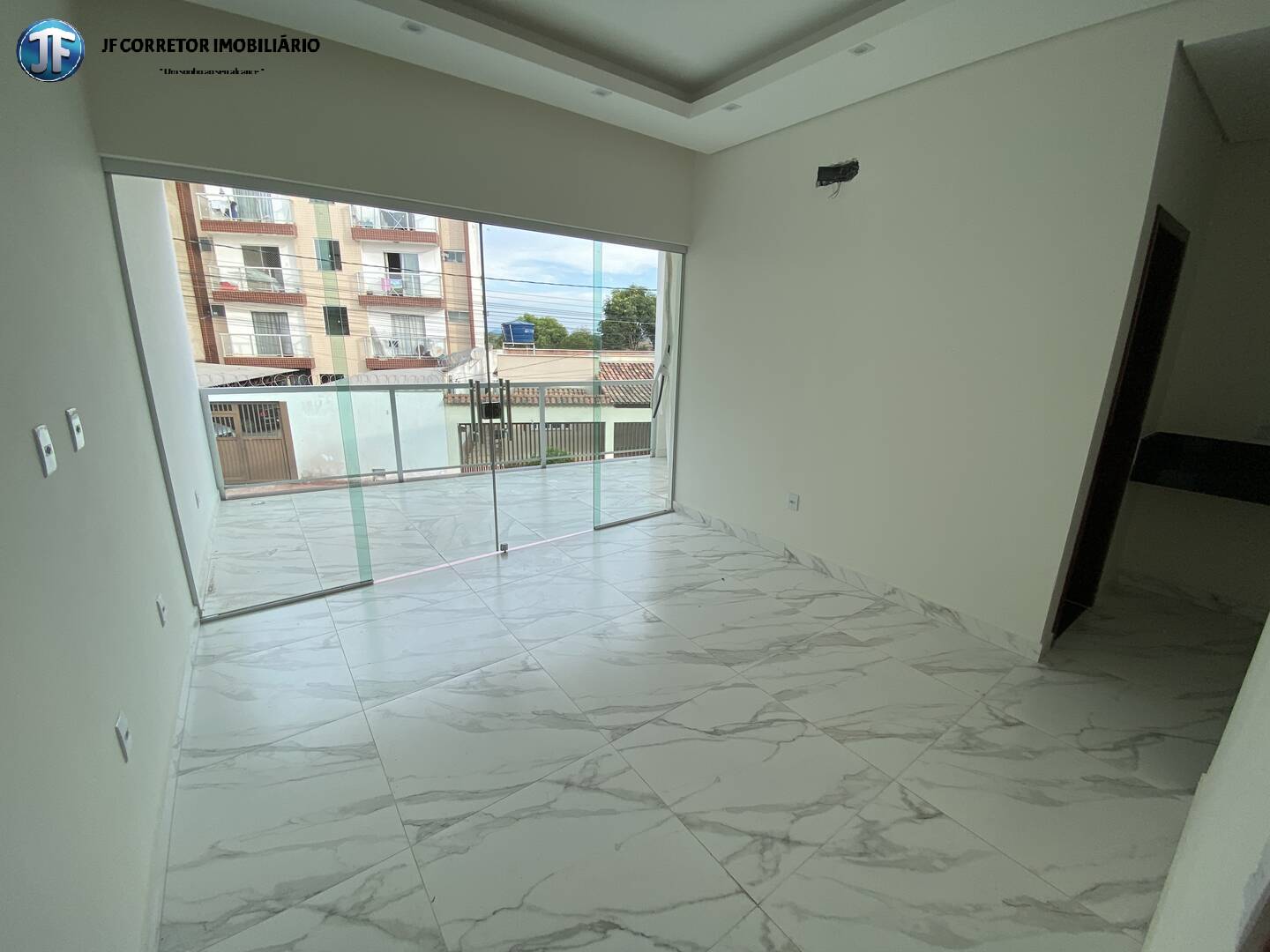 Casa à venda com 3 quartos, 185m² - Foto 8