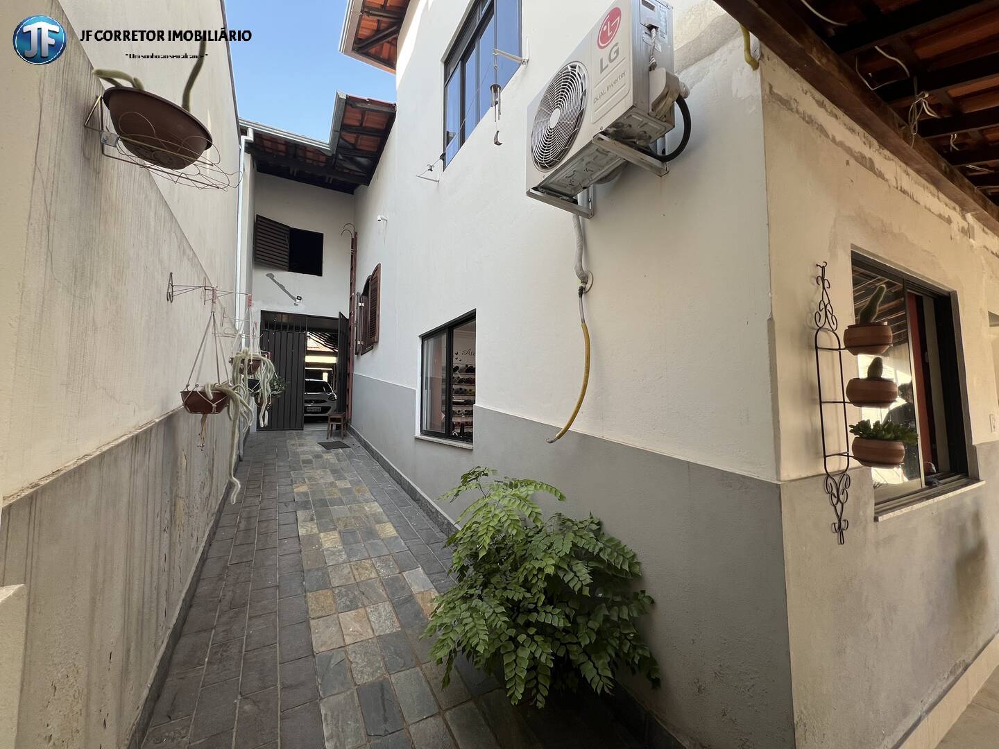 Casa à venda com 4 quartos, 324m² - Foto 15