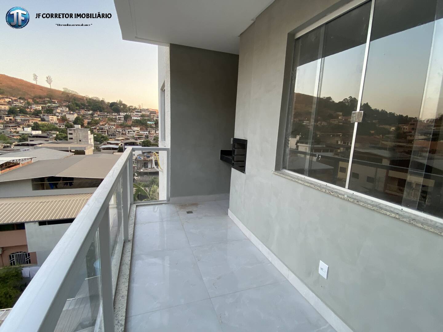 Apartamento à venda com 3 quartos, 80m² - Foto 2