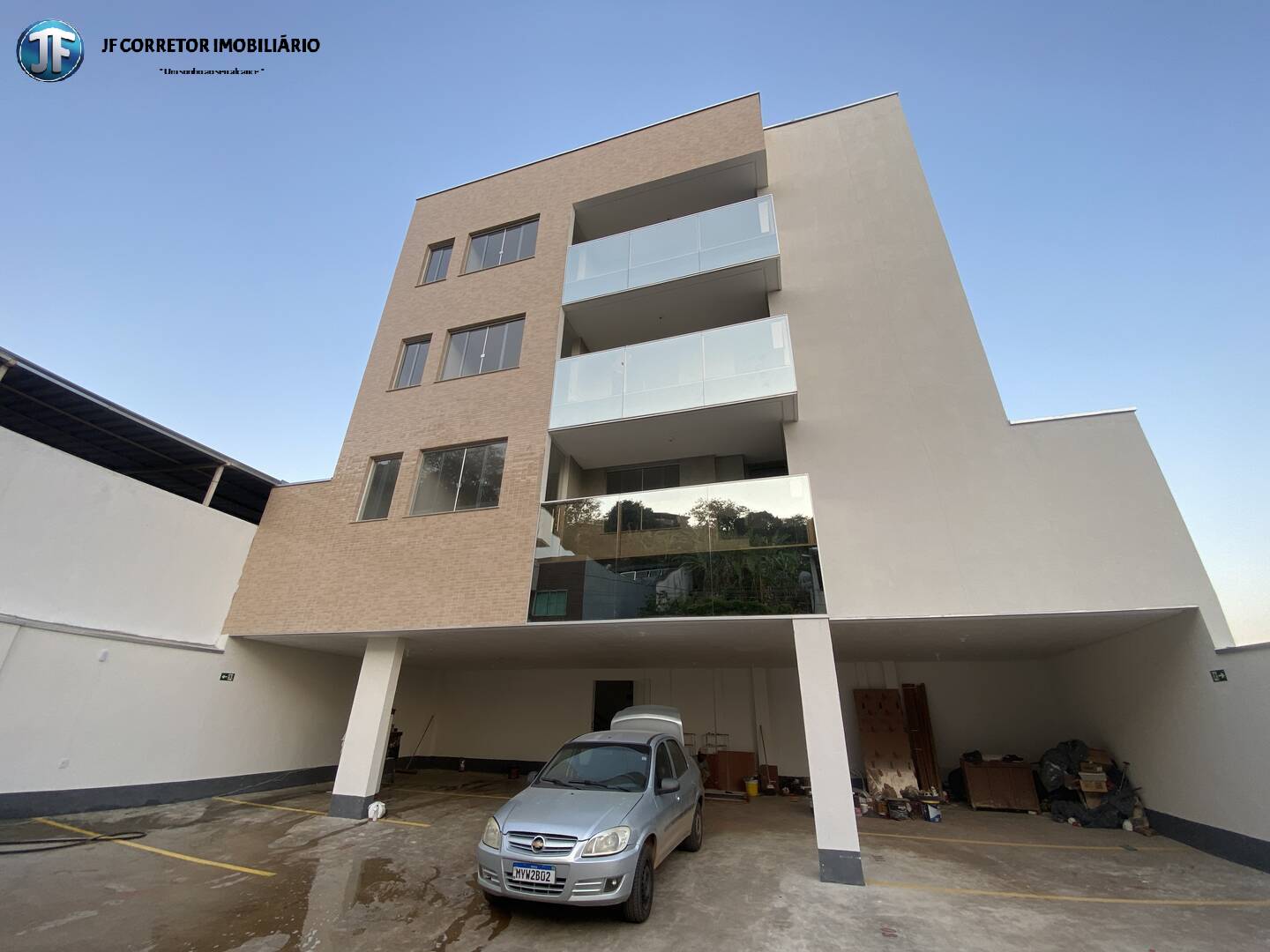 Apartamento à venda com 3 quartos, 80m² - Foto 1