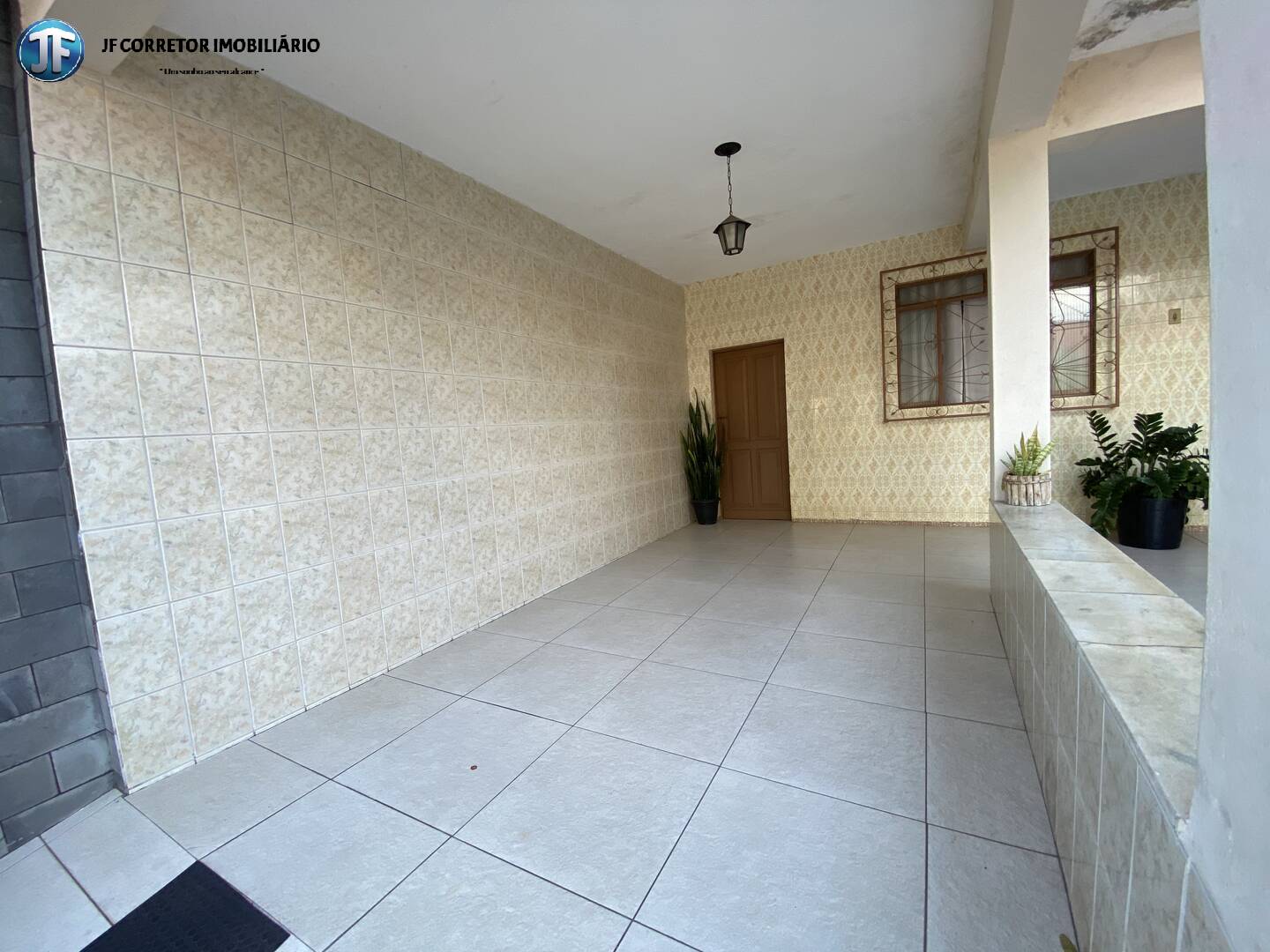 Casa à venda com 3 quartos, 188m² - Foto 2