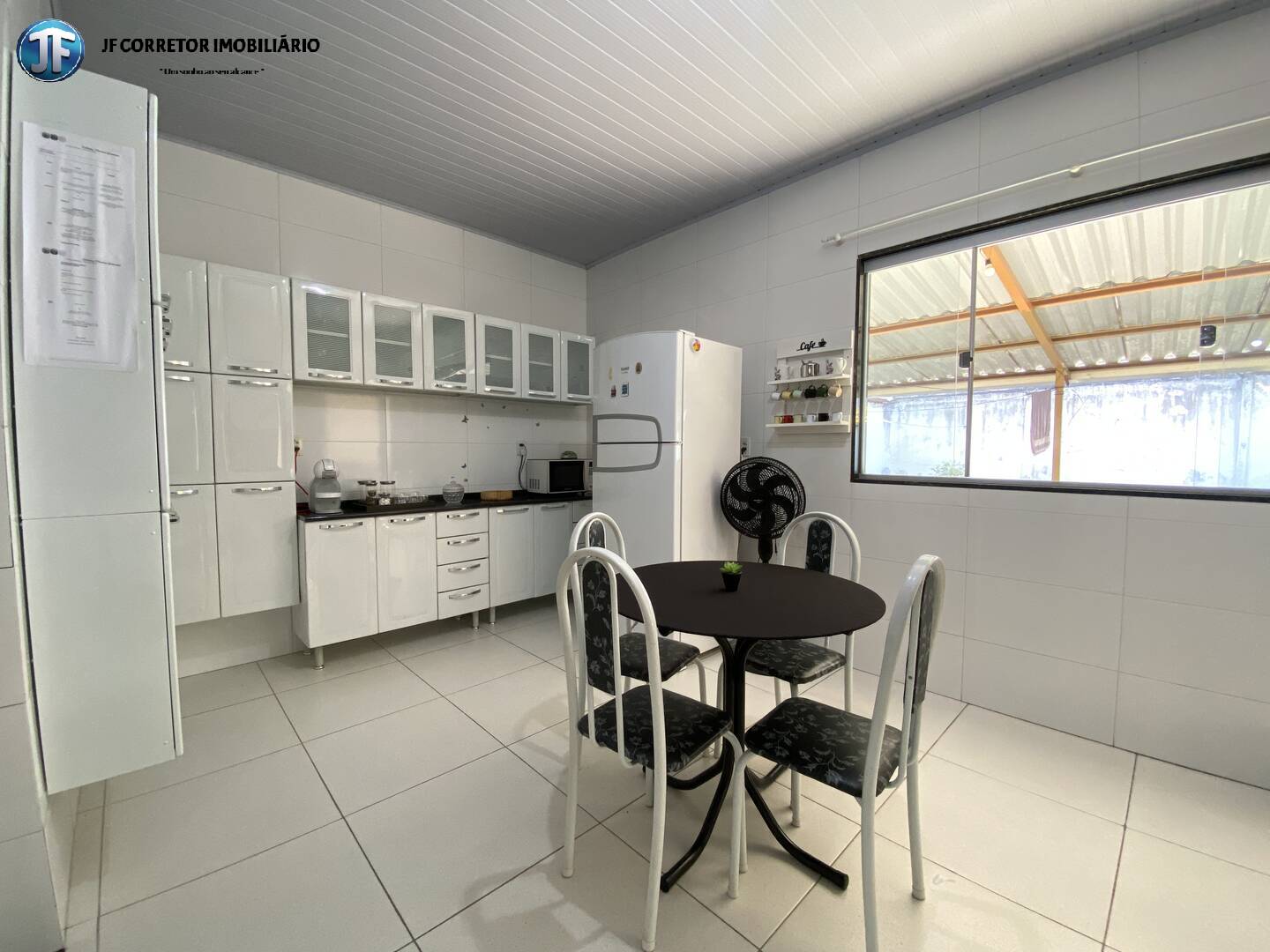 Casa à venda com 3 quartos, 188m² - Foto 12