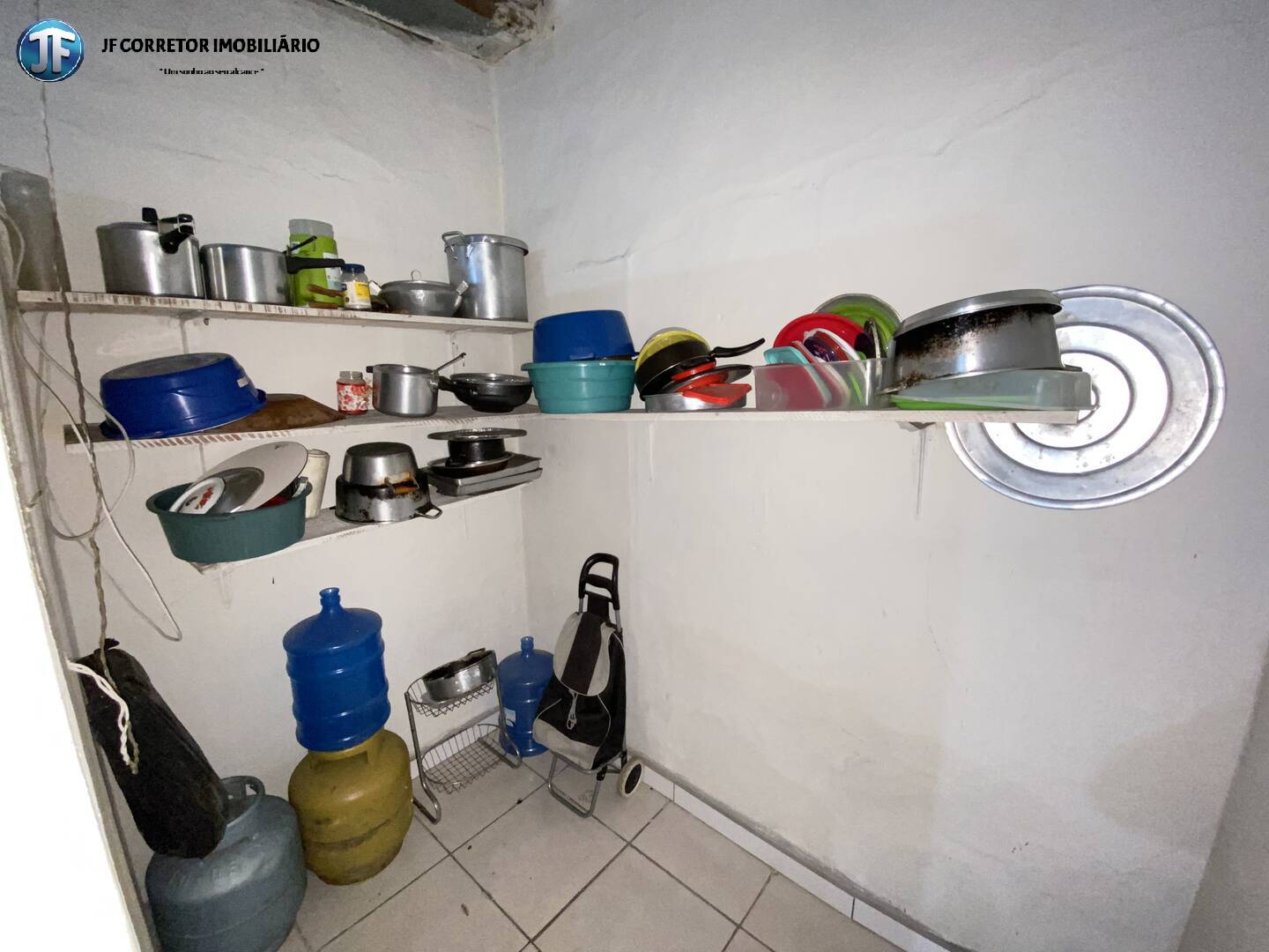 Casa à venda com 3 quartos, 250m² - Foto 6