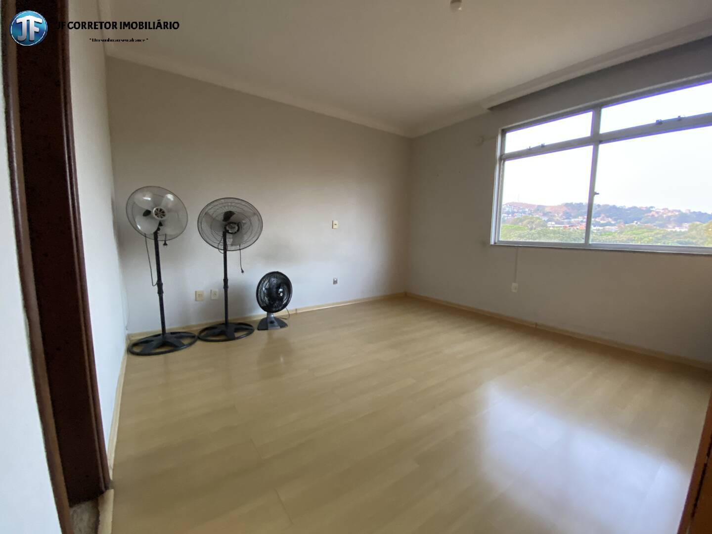 Apartamento à venda com 4 quartos, 174m² - Foto 9