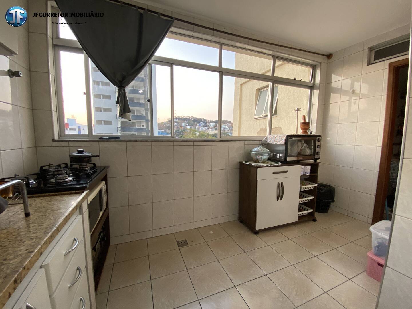 Apartamento à venda com 4 quartos, 174m² - Foto 17