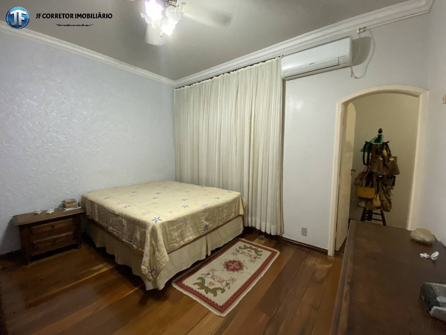 Casa à venda com 3 quartos, 360m² - Foto 9