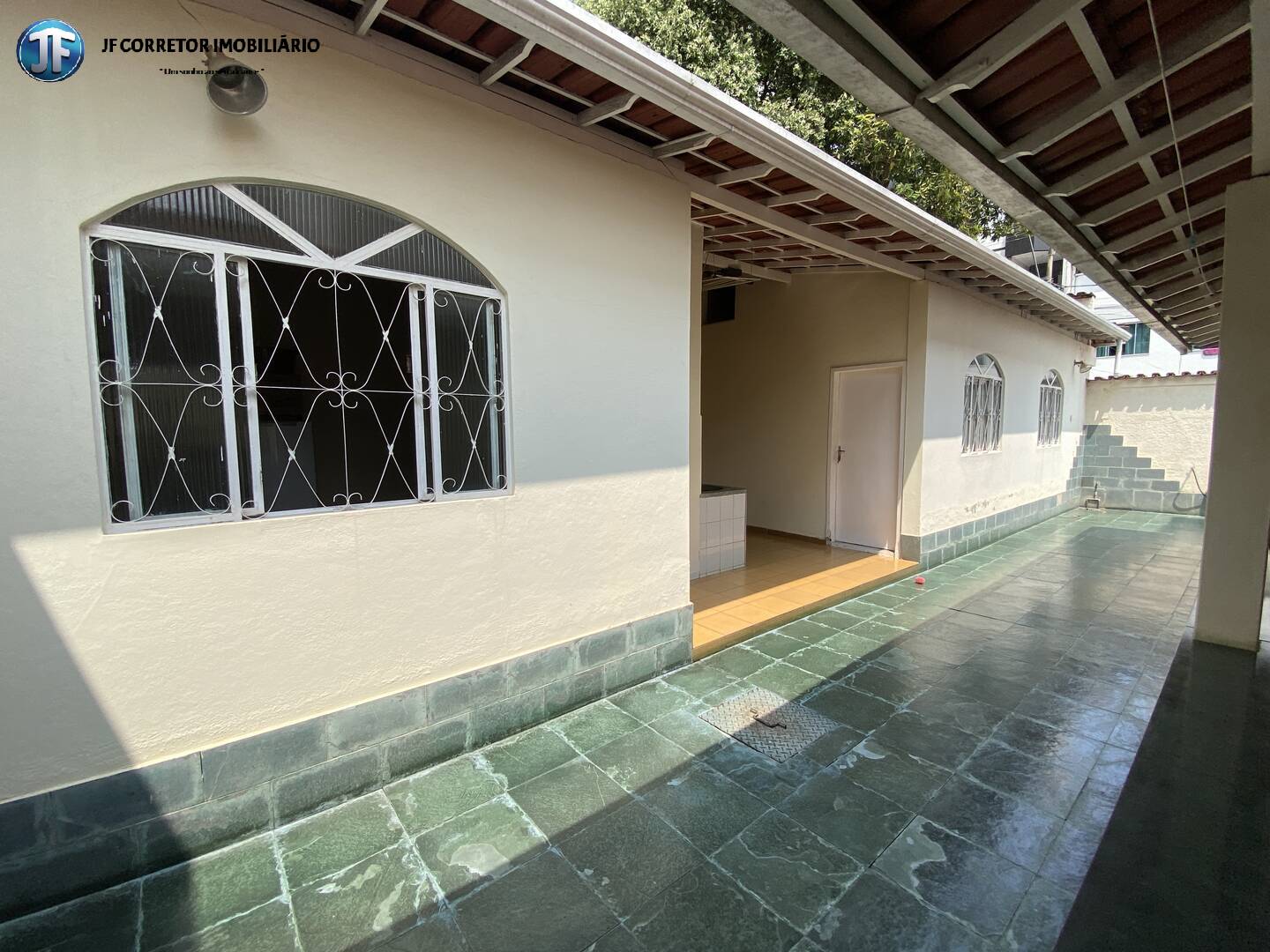 Casa à venda com 3 quartos, 360m² - Foto 18