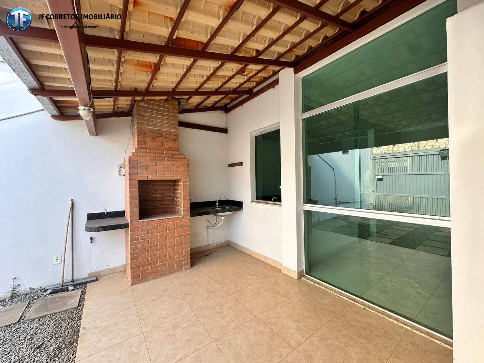 Casa à venda com 3 quartos, 125m² - Foto 13