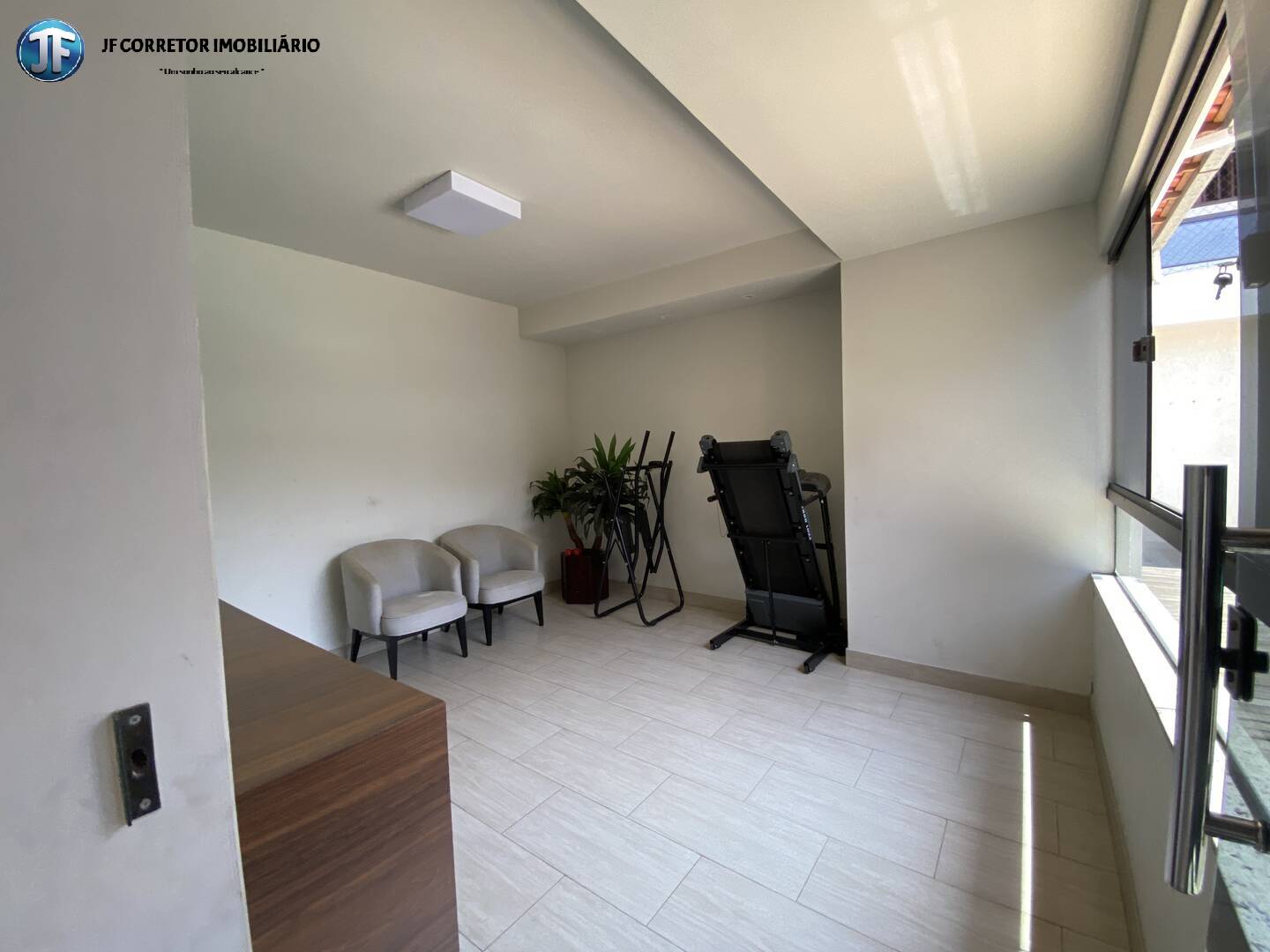 Casa à venda com 3 quartos, 300m² - Foto 25