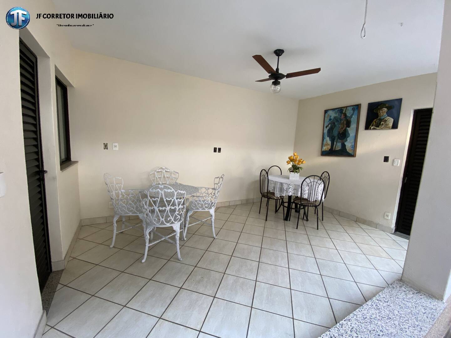 Casa à venda com 3 quartos, 360m² - Foto 11