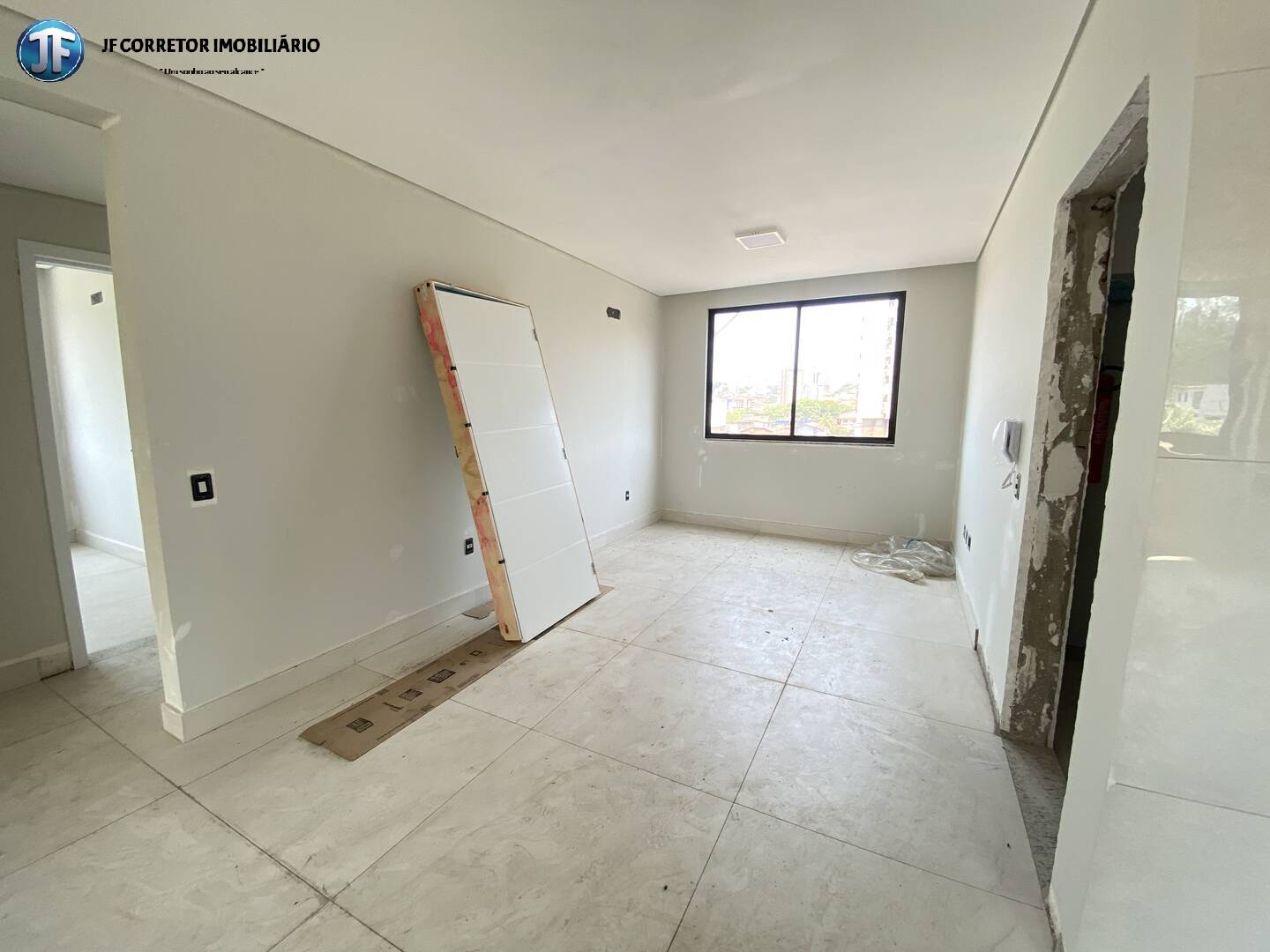 Apartamento à venda com 3 quartos, 108m² - Foto 3